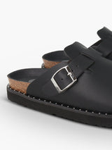 RIVA VEGAN STUDS BLACK