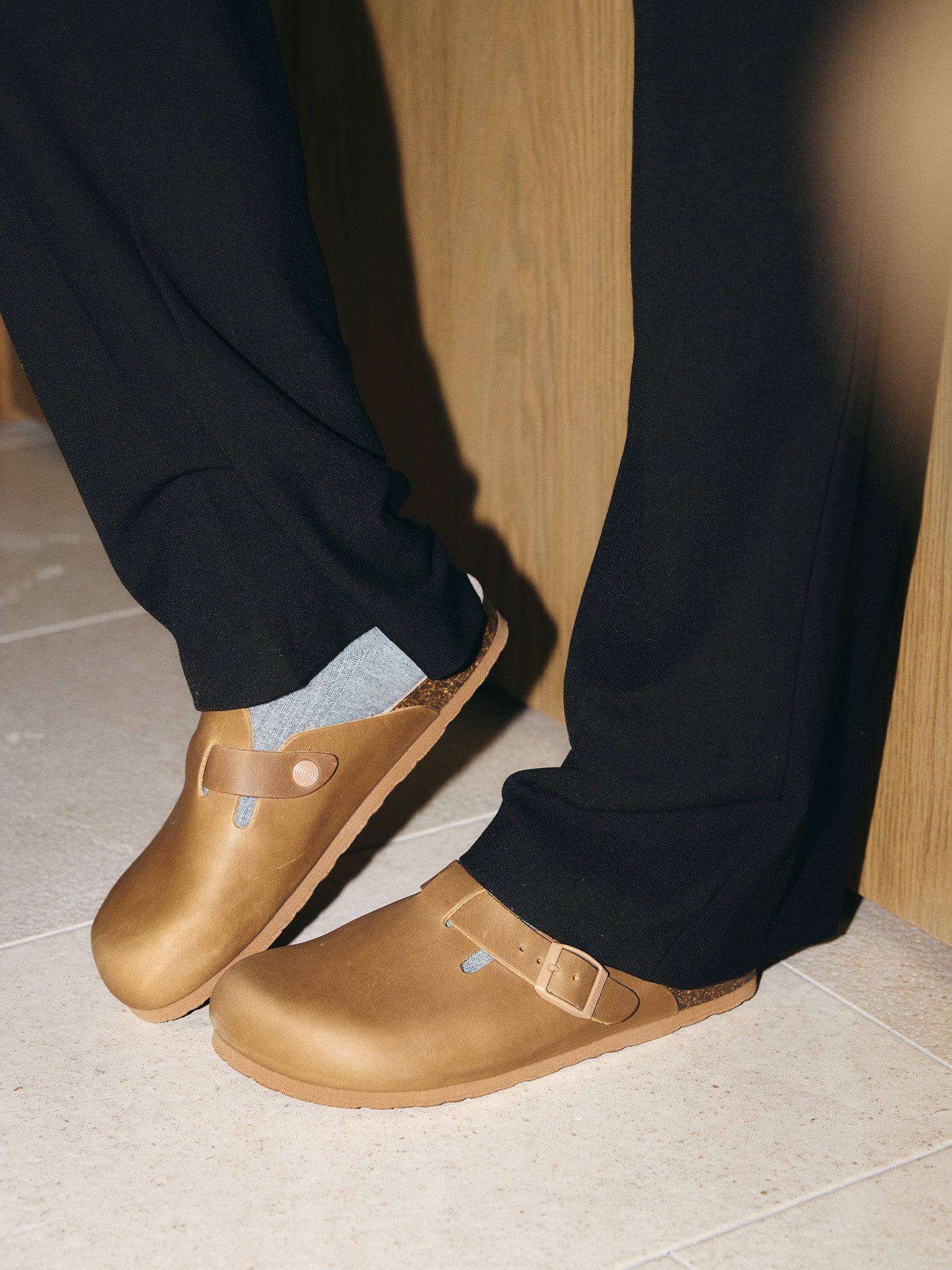 RIVA OILED LEATHER CLAY UNISEX