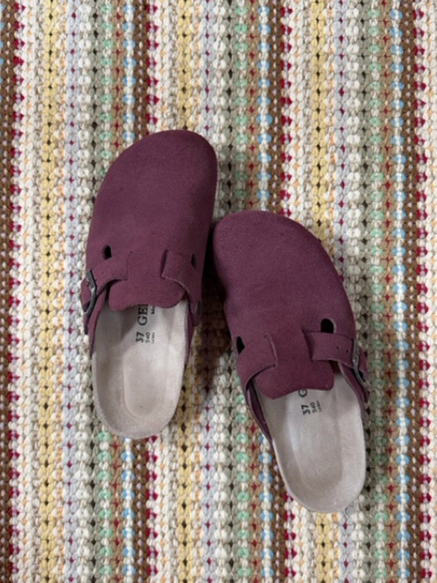 RIVA VELOUR BURGUNDY
