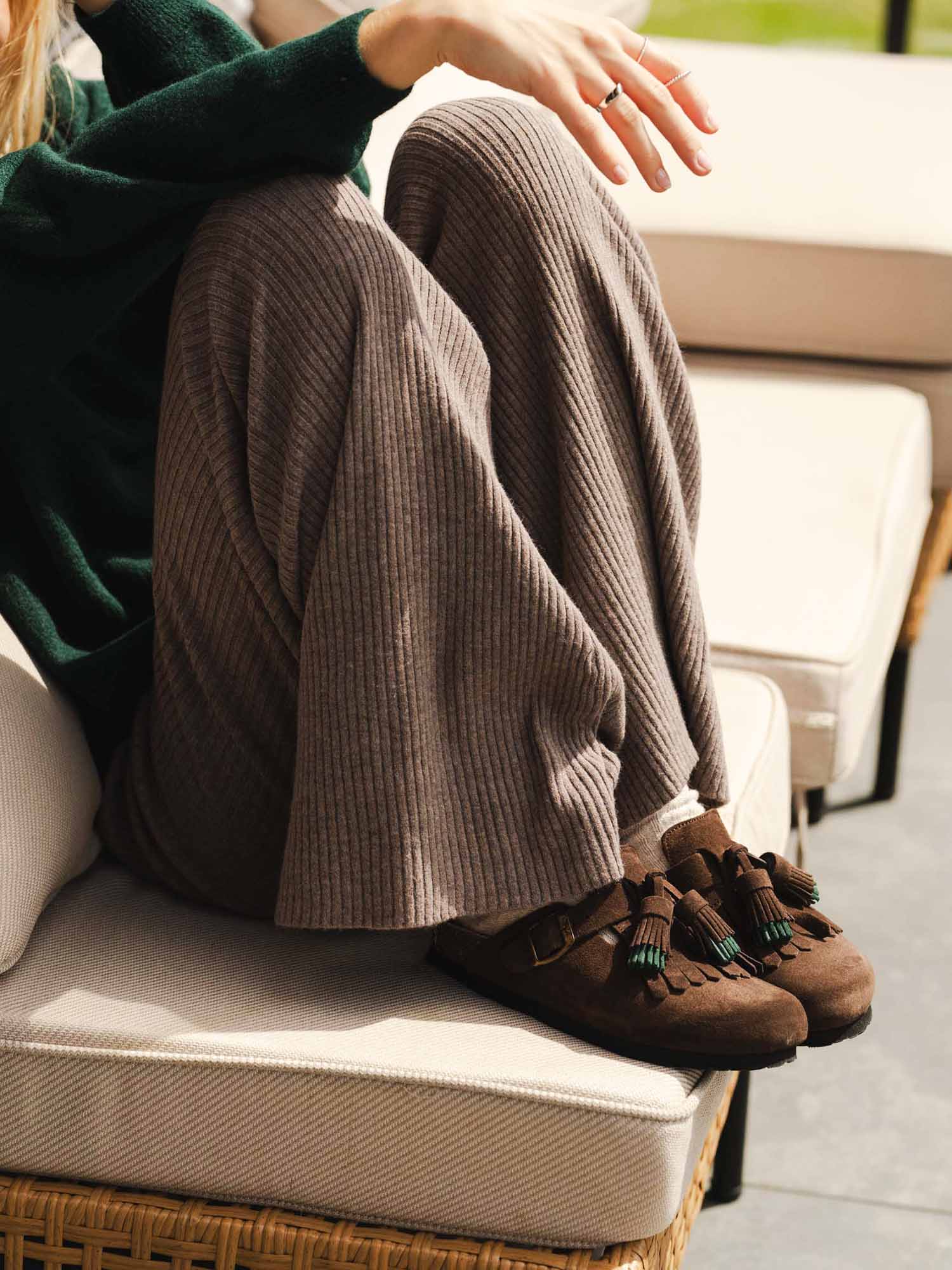 BORA VELOUR BROWN