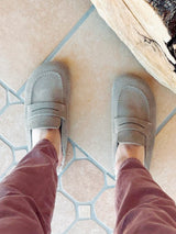 LOIS VELOUR TAUPE UNISEX